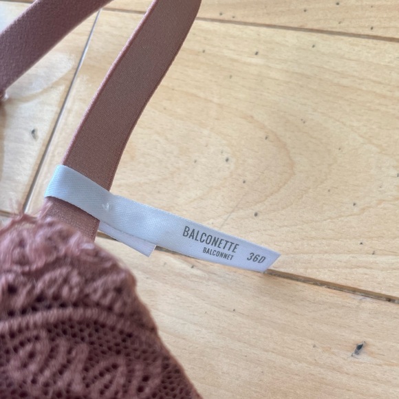 NWT Aerie Real Power Balconette Lightly Lined Eyelash Lace Bra in Meadow Bound - Picture 11 of 11